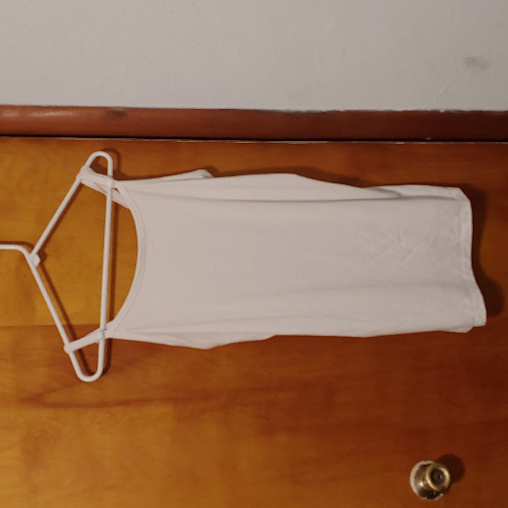 Terra & Sky Soft Basic White Tank